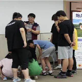 雷竞技RAYBET·(中国)官方网站守护心灵护航生命 明旸法师助学项目暑期红十字(图2)