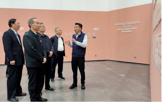 雷竞技RAYBET·(中国)官方网站中国国际文化传播中心执行主席龙宇翔到大足区丰(图2)