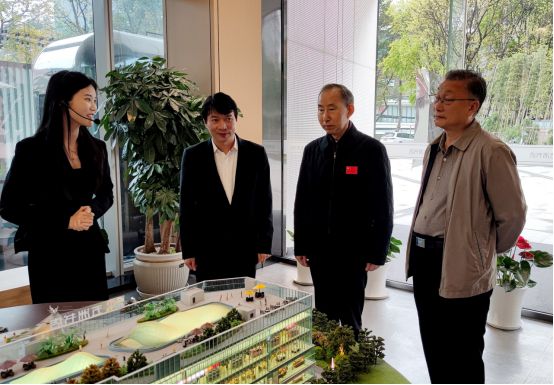 雷竞技RAYBET·(中国)官方网站中国国际文化传播中心执行主席龙宇翔到大足区丰(图9)