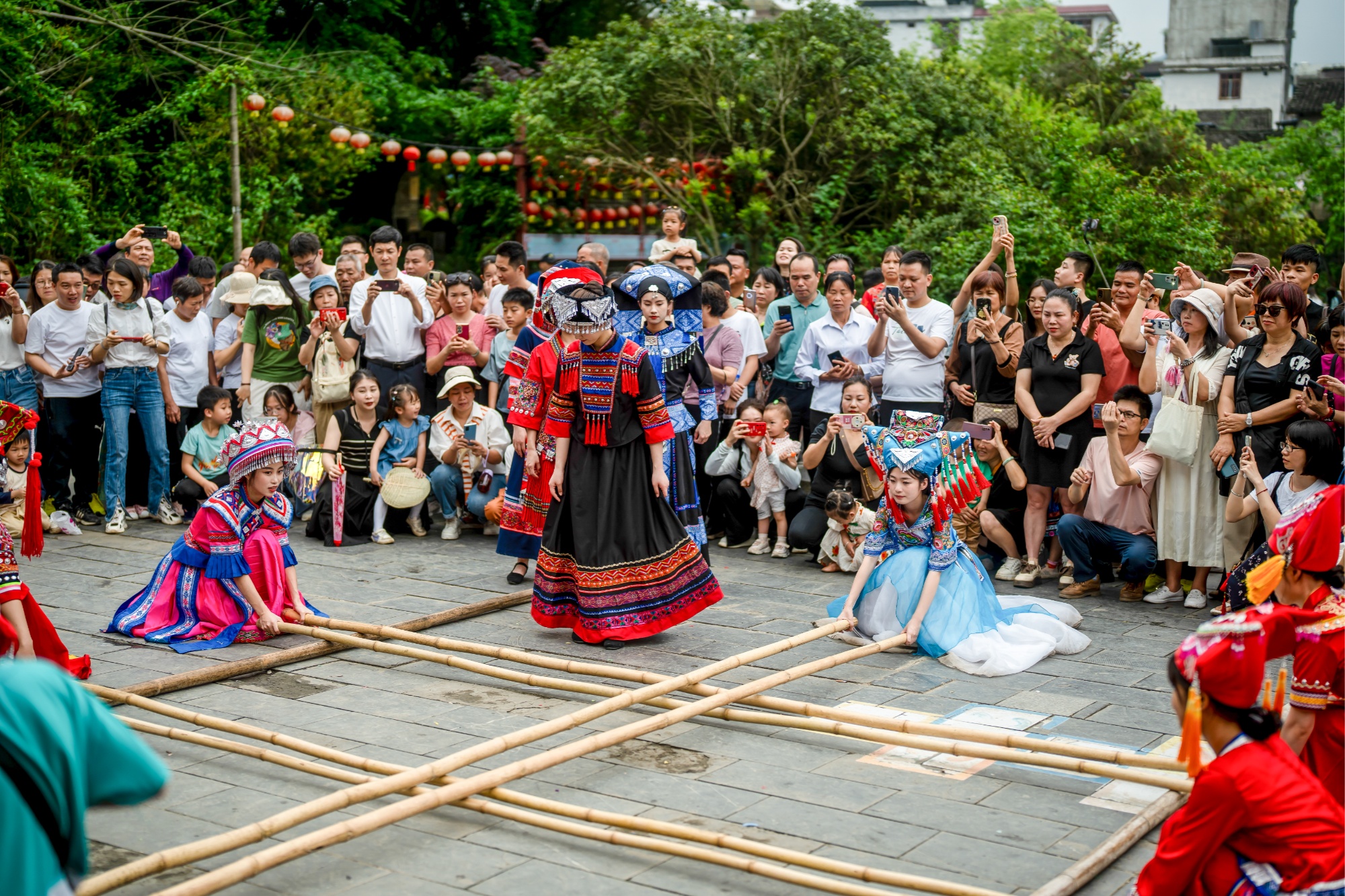 雷竞技RAYBET·(中国)官方网站探秘文化传承与时代发展的和谐交响(图5)